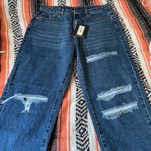 Brand new jeans only tried them on once